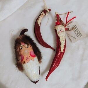 Vtg Hand Painted Unique Christmas Santa Ornaments Folk Art Okra Gourd Holiday